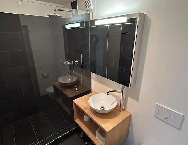 Swiss Horizon - Bergsuite 112 M2 Mit 2 Ensuite-baedern & 52 M2 Terrassenflaeche * Flums